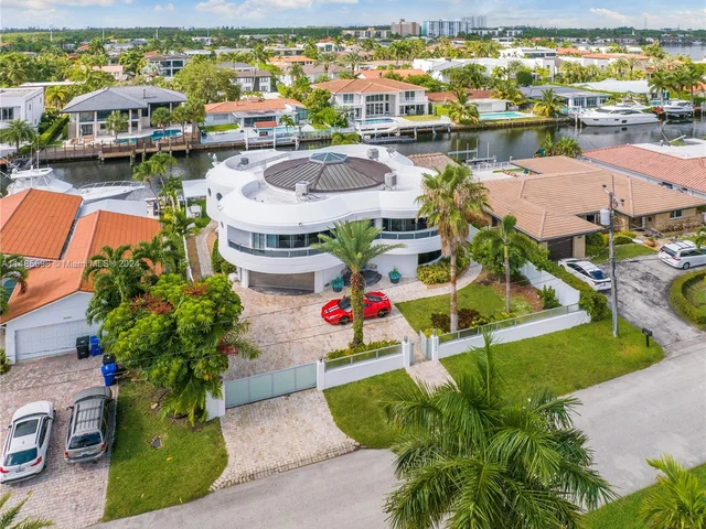 3344 NE 167th St, North Miami Beach FL 33160