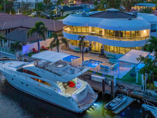 3344 NE 167th St, North Miami Beach FL 33160