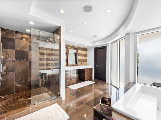 3344 NE 167th St, North Miami Beach FL 33160