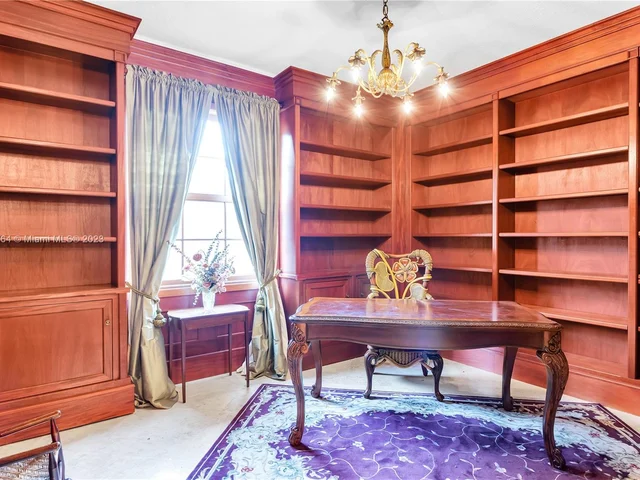 5041 Lakewood Dr, Cooper City FL 33330