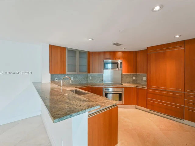 2627 S Bayshore Dr # 1806, Miami FL 33133