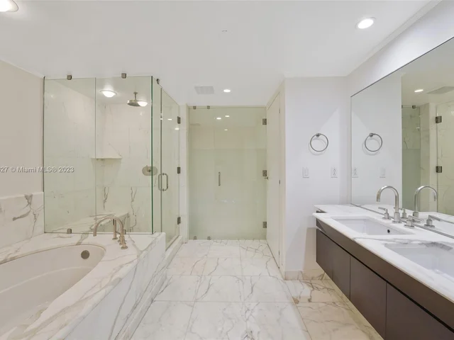 2627 S Bayshore Dr # 1806, Miami FL 33133