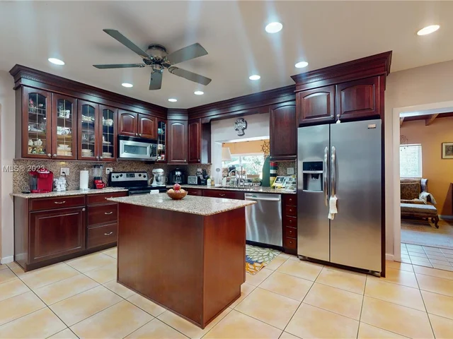 12901 SW 99th Ave, Miami FL 33176