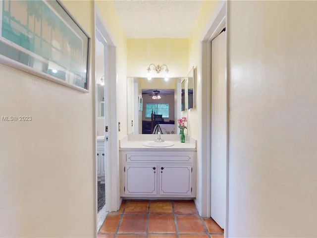 12901 SW 99th Ave, Miami FL 33176