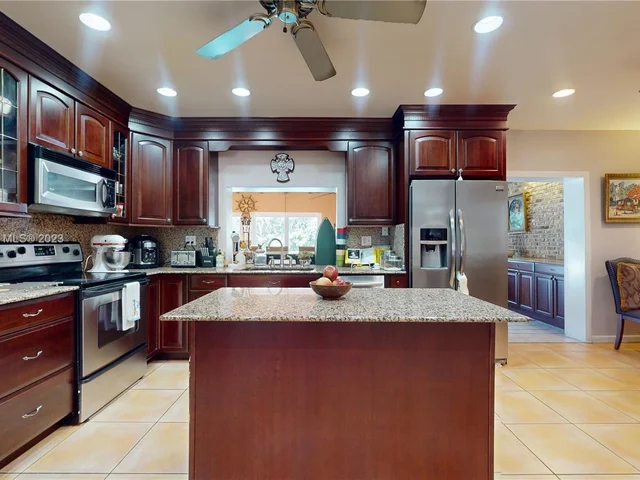 12901 SW 99th Ave, Miami FL 33176