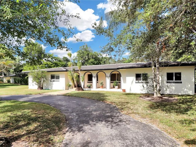 12901 SW 99th Ave, Miami FL 33176