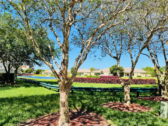 1570 NE 33rd Rd # 11, Homestead FL 33033