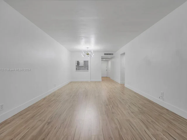 9410 Live Oak Pl # 105, Davie FL 33324