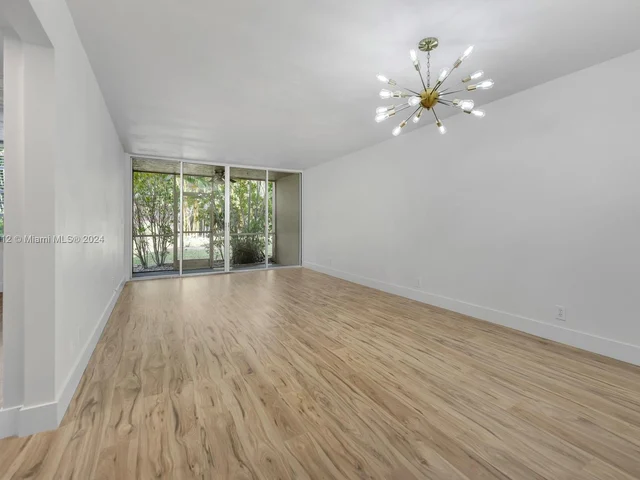 9410 Live Oak Pl # 105, Davie FL 33324