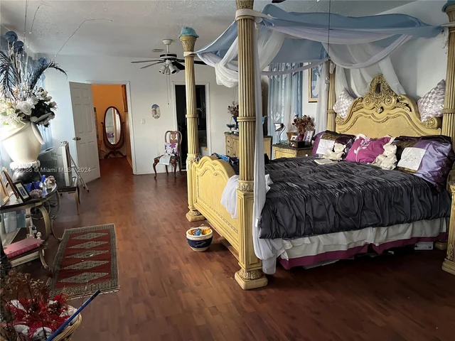 2330 NW 179th Ter, Miami Gardens FL 33056