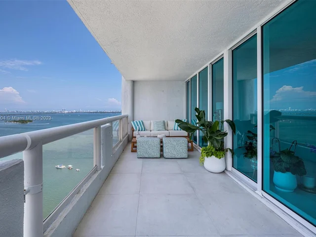 1717 N Bayshore Dr # 2637, Miami FL 33132