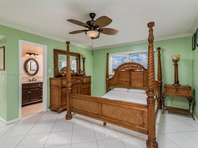 4751 NW 21st St # 400, Lauderhill FL 33313