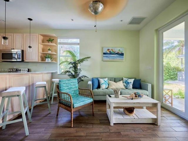 1280 SW 25th Ave # A, Fort Lauderdale FL 33312