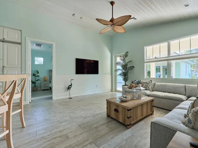 1280 SW 25th Ave # A, Fort Lauderdale FL 33312