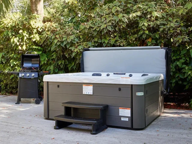 1280 SW 25th Ave # A, Fort Lauderdale FL 33312