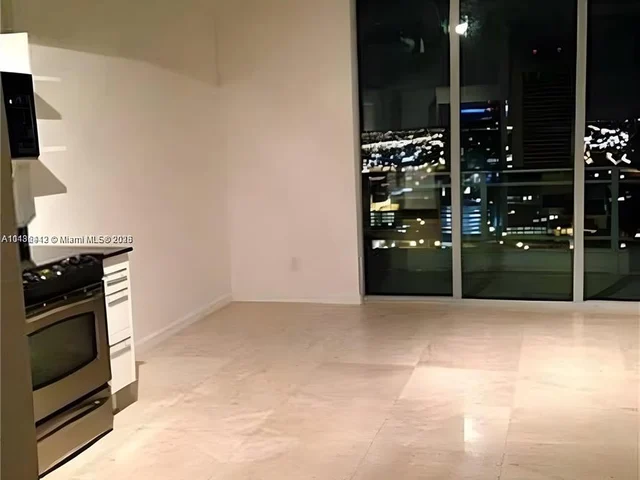 690 SW 1st Ct, Miami FL 33130