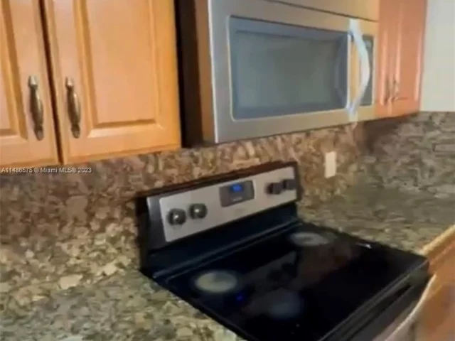 3198 Coral Lake Ln # 3198, Coral Springs FL 33065