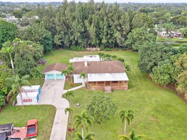 9810 SW 55th Ct, Cooper City FL 33328