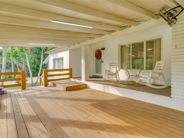 9810 SW 55th Ct, Cooper City FL 33328