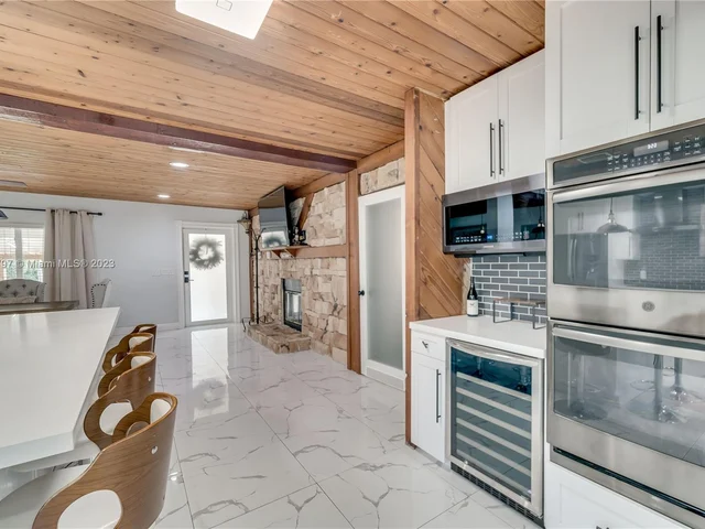 9810 SW 55th Ct, Cooper City FL 33328