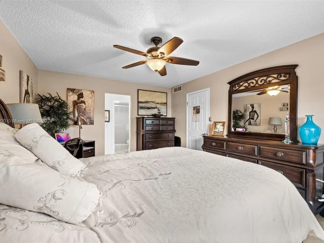 300 Diplomat Pkwy # 401, Hallandale Beach FL 33009