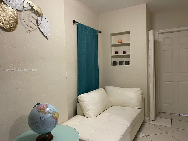 57 NW 69th St # 57, Miami FL 33150