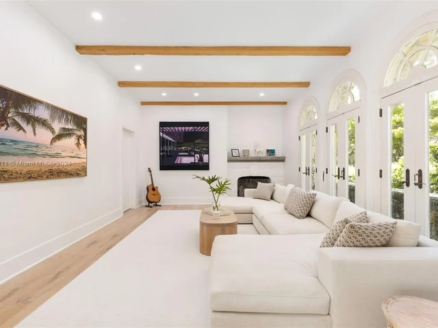 3903 Granada Blvd, Coral Gables FL 33134