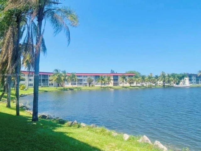 18901 NE 14th Ave # 206, Miami FL 33179