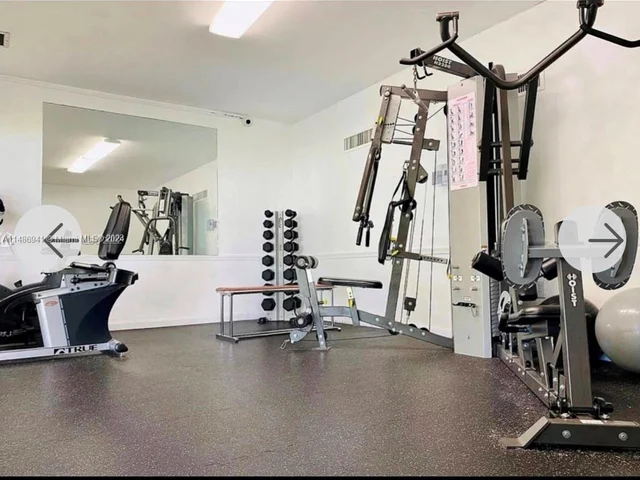 18901 NE 14th Ave # 206, Miami FL 33179