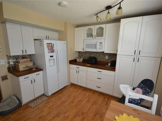 2210 SE 5th Pl, Homestead FL 33033