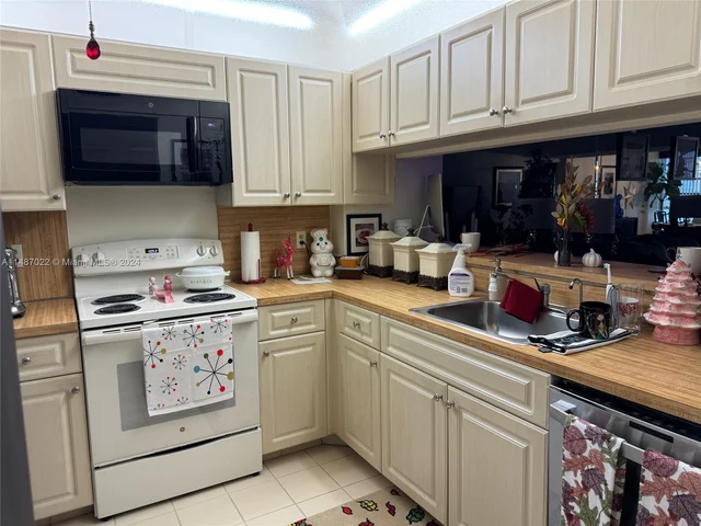 4145 Cypress Reach Ct # 103, Pompano Beach FL 33069