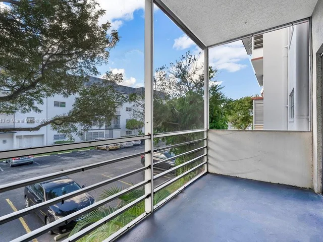 2061 NW 47th Ter # 212, Lauderhill FL 33313