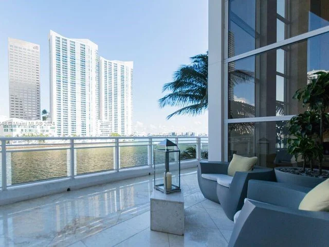 901 Brickell Key Blvd # 501, Miami FL 33131