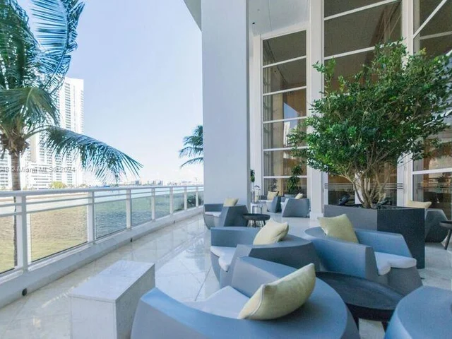 901 Brickell Key Blvd # 501, Miami FL 33131