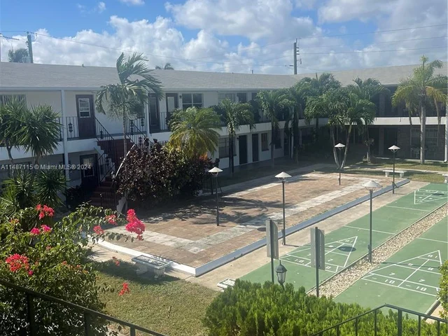 1100 Atlantic Shores Blvd # 304, Hallandale Beach FL 33009