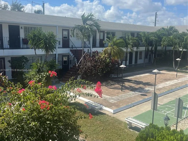 1100 Atlantic Shores Blvd # 304, Hallandale Beach FL 33009