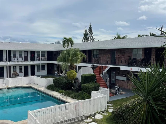 1100 Atlantic Shores Blvd # 304, Hallandale Beach FL 33009