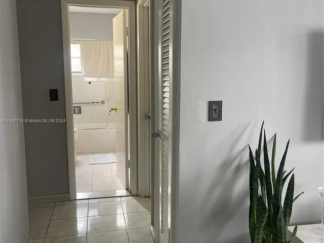 1100 Atlantic Shores Blvd # 304, Hallandale Beach FL 33009