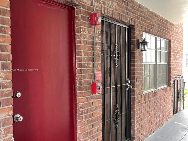 1100 Atlantic Shores Blvd # 304, Hallandale Beach FL 33009