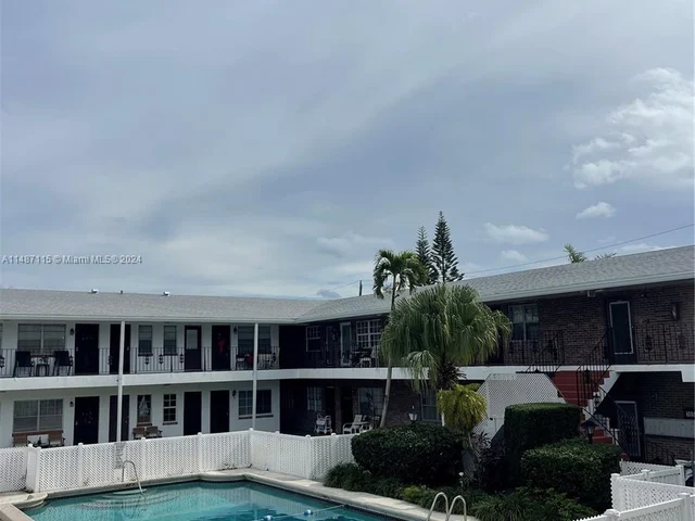 1100 Atlantic Shores Blvd # 304, Hallandale Beach FL 33009