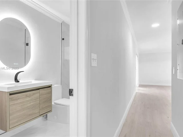 15930 SW 90th Ave, Palmetto Bay FL 33157