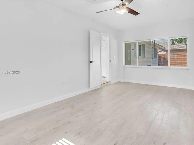 15930 SW 90th Ave, Palmetto Bay FL 33157