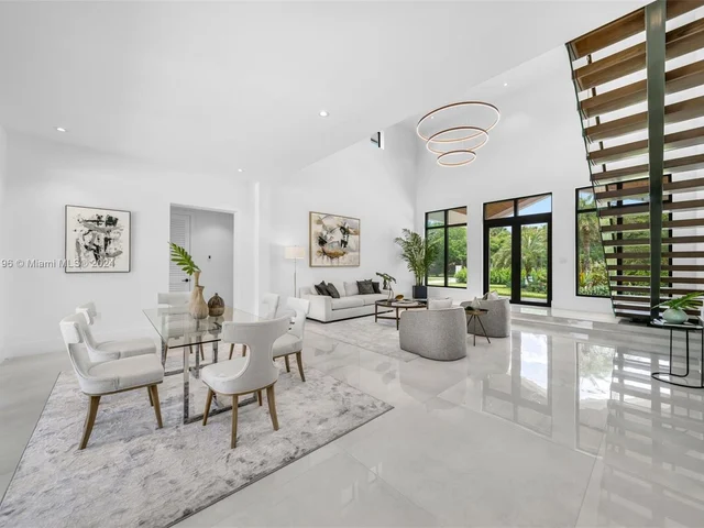 7501 SW 80th St, Miami FL 33143