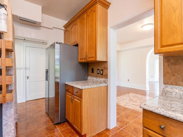 92 NW 20th St, Homestead FL 33030