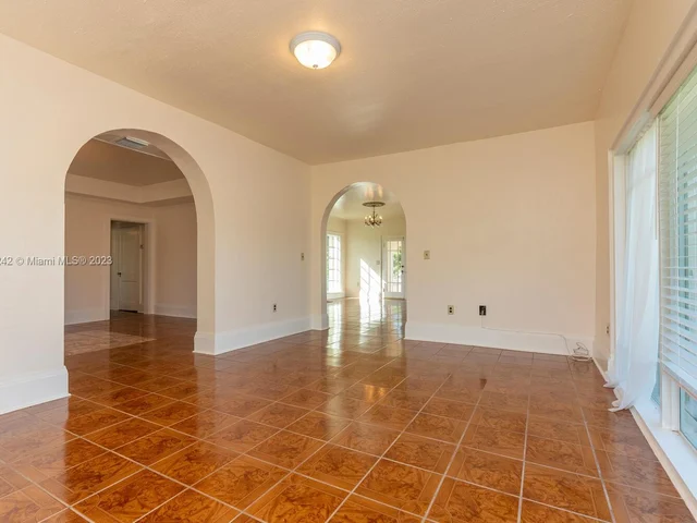 92 NW 20th St, Homestead FL 33030