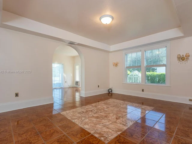 92 NW 20th St, Homestead FL 33030