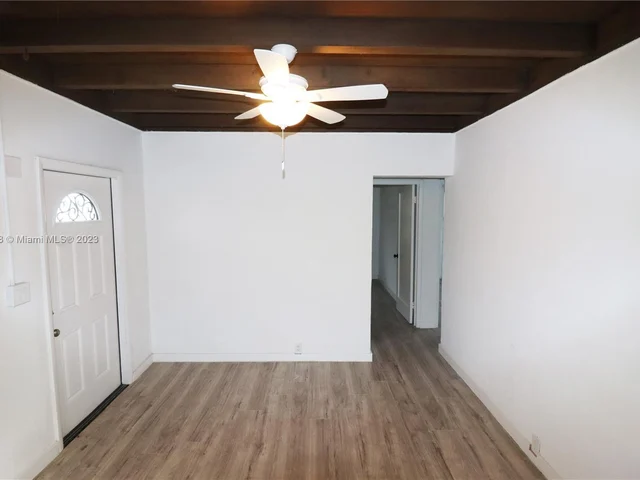 1040 NW 141st St # 0, Miami FL 33168