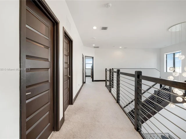 16065 SW 136th Ter, Miami FL 33196