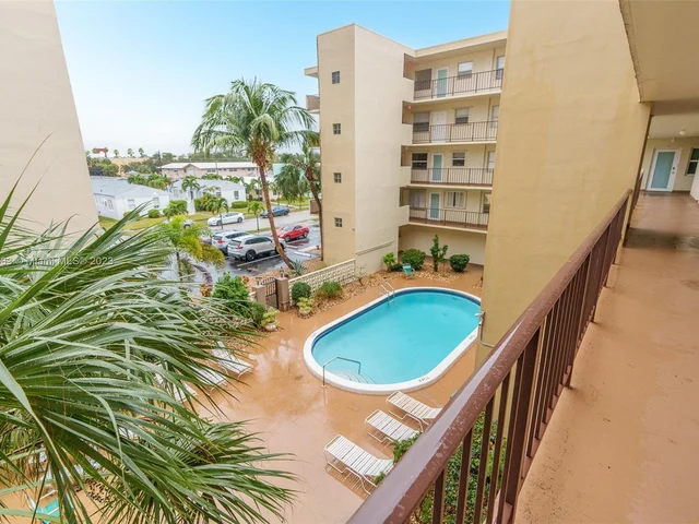 1750 Jefferson St # 308, Hollywood FL 33020