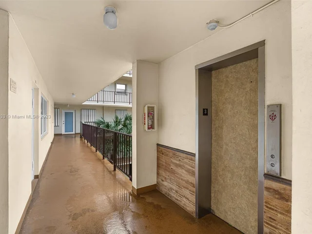 1750 Jefferson St # 308, Hollywood FL 33020